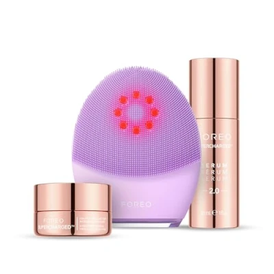 Afbeelding van FOREO Firm &amp; Clean Bundel LUNA 4 plus Gezichtsreinigingsborstel voor gevoelige huid + SUPERCHARGED Serum 2.0 30 ml Hydraterend Nachtmasker 15 NIR lichttherapie Microcurrent Gezichtsapparaat