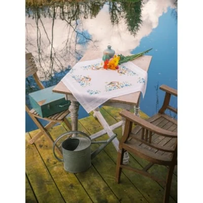 Afbeelding van Vervaco Tafelkleed kit Vogelhuisjes borduren (pakket) PN 0021400