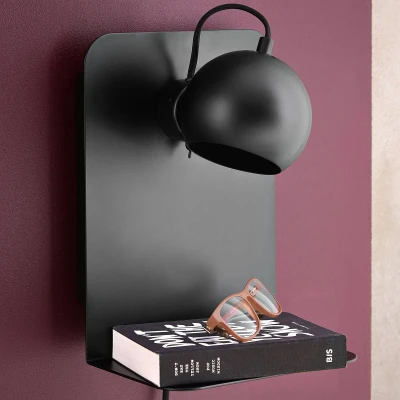 Afbeelding van Frandsen Ball wandlamp met usb poort mat zwart