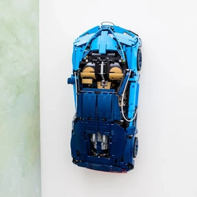 Afbeelding van Brickify Wandhouder compatibel met Lego Technic Bugatti Chiron 42083 toon je auto veilig set niet inbegrepen