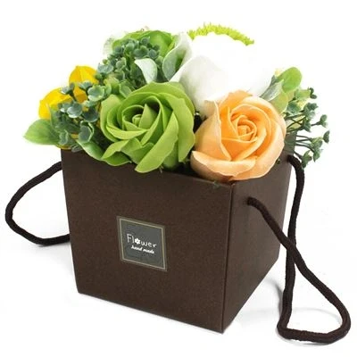 Image de Bouquet de Fleurs Bain du Printemps