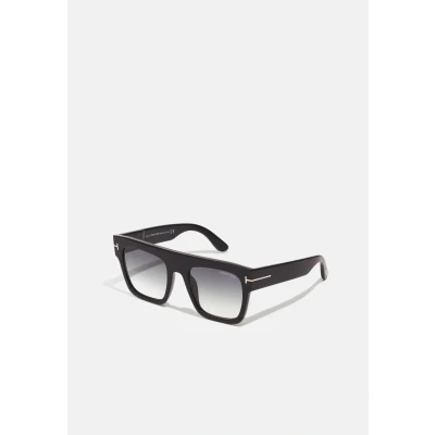 Afbeelding van Tom Ford Lunettes De Soleil Renee FT0847 01B Dégradé Brillant Fumée Gris Noir