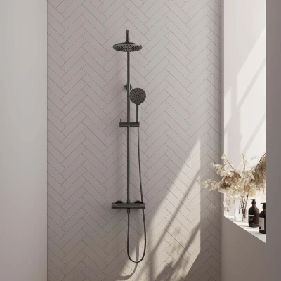 Afbeelding van Brauer gunmetal carving Regendoucheset opbouw hoofddouche 20cm glijstang handdouche rond 3 stand knoppen PVD geborsteld