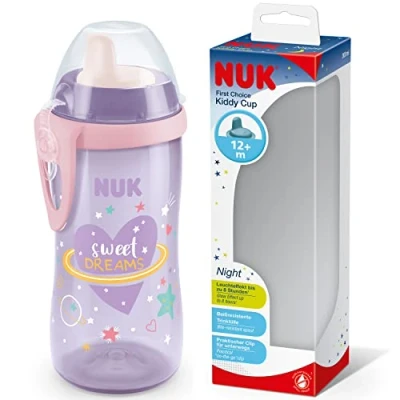 Image de NUK Kiddy Cup Night Gobelet pour enfant de 12 mois et plus 300 ml Bec verseur renforcé anti fuite Brille dans le noir Clip bouchon protection Sans BPA Violet