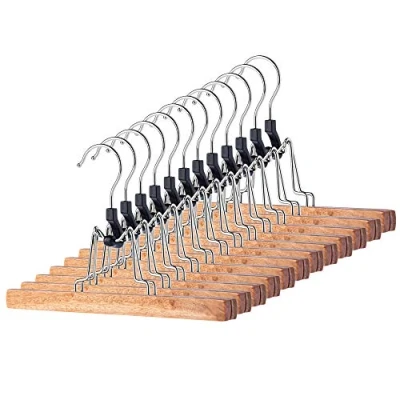 Afbeelding van KADAX Houten kleerhangers voor kleding, broeken, rokken, rokhangers, 360 graden draaibare haken, metaal, antislip, ruimtebesparend (12)