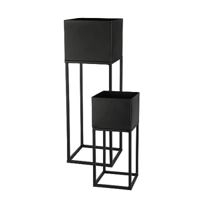 Afbeelding van Spetebo Set van 2 zwarte metalen bloempotstandaards voor buiten, 58/37 cm, tuinplantenzuil met geïntegreerde pot, bloemkruk, trap, plantenpot, plantenpotstandaard