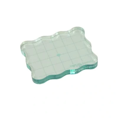 Afbeelding van Craftelier Ergonomisch vierkant methacrylaatblok voor snel en nauwkeurig stempelen van voegen Gemakkelijk te reinigen Afmetingen 8,9 cm x 7 1 Doorschijnend turquoise
