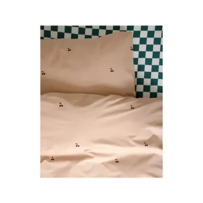 Afbeelding van Studio Ditte kinderdekbedovertrek kersen 140x200/60x70 roze