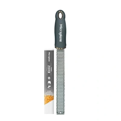 Image de Microplane Râpe Zester Premium Classique Après Gris Foncé