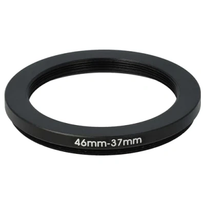 Afbeelding van vhbw Step down filter adapterring 46 mm naar 37 voor cameralens, reduceerstuk, metaal, zwart