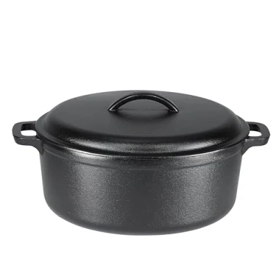 Image de Amazon Basics Cocotte ronde en fonte préculottée, avec deux poignées, 6,62 l, noire