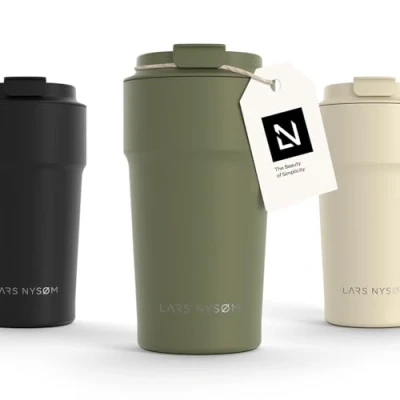 Afbeelding van LARS NYSØM &#039;Bevægelse&#039; Thermos Coffee Mug to go 500ml BPA vrij met Isolatie Lekvrije Roestvrijstalen Thermosbeker Olive