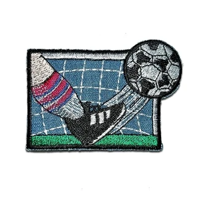 Afbeelding van Voetbal Kinderen Spel Opstrijkbare Patch Appliques, Maat: 7,6 x 5,4 cm