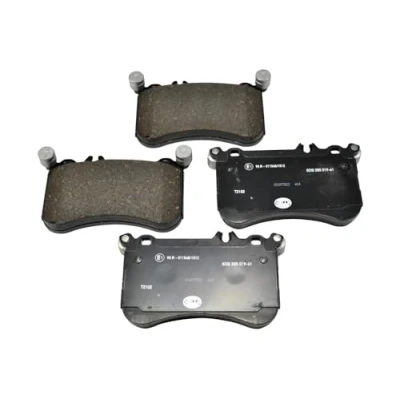 Afbeelding van HELLA 8DB 355 019 611 Remblokkenset Geschikt voor slijtage waarschuwingscontact Met balansgewichten MERCEDES BENZ: E Class Saloon, T modell