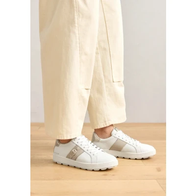 Afbeelding van Geox Spherica ECUB 1 Sneakers laag, Dames, Maat: 36, White/light taupe Leer en imitatieleer