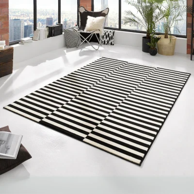 Afbeelding van Vloerkleed Panel 80x150cm Zwart 123vloerkleed.nl is de online webshop voor vloerkleden en woonaccessoires.