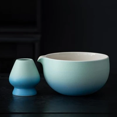 Afbeelding van TEANAGOO Japanse matchakom keramiek met gardehouder, 532 ml K31, blauw wit kleurverloop, matcha theekom Chawan, keramische kom, voor matcha, kom
