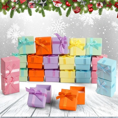 Afbeelding van Kurtzy Sieraden Ringen Geschenk Doos (24 Pak) 4,1 x cm Pastelkleur Kartonnen Display Doosjes met Strik &amp; Stoffen Inleg Ringen/Oorbellen voor Jubilea, Huwelijken Verjaardagen