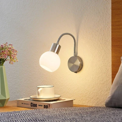Afbeelding van Lindby Lioma wandlamp met flexibele arm, nikkel