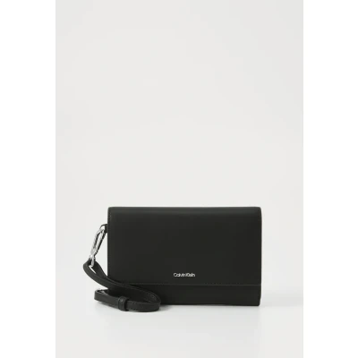 Afbeelding van Calvin Klein MUST Large Trifold Portemonnee, Dames, Maat: One Size, Black