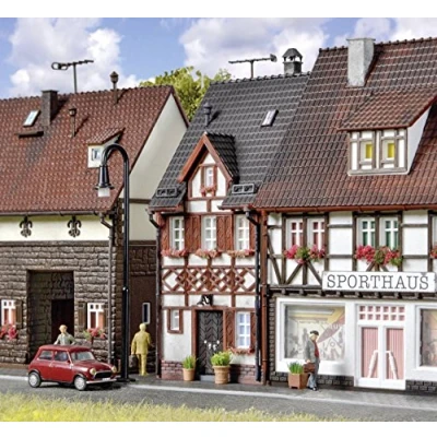 Afbeelding van Vollmer 43673 H0 Vakwerkhuis bahnhofstraße 17