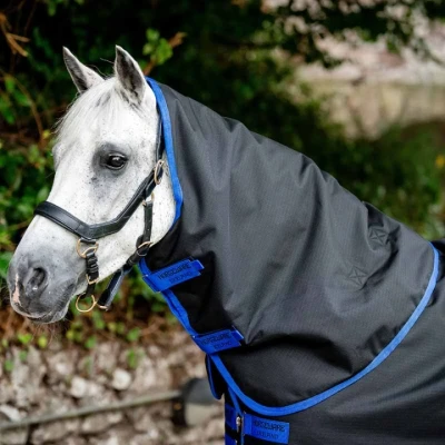 Afbeelding van Amigo Halsstuk Ripstop 900D 150g Black/Classic Blue XL Agradi.be
