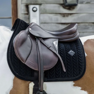 Afbeelding van Kentucky Zadeldekje Velvet Pearls Dressuur Zwart Full