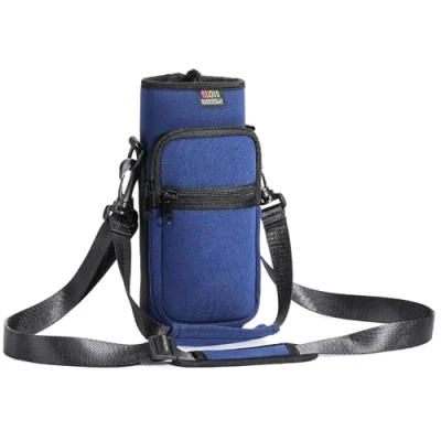 Afbeelding van Nuovoware Flessentas van neopreen, 710 ml, flessenhouder met schouderriem en verstelbare polsband, draagtas 2 zakken, perfecte accessoires voor reizen, wandelen, kamperen, donkerblauw