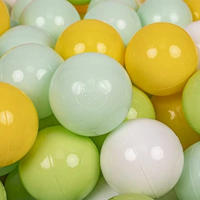 Afbeelding van KiddyMoon Gekleurde plastic ballen voor babyzwembad, 100 ballen, ∅ 7 cm, gemaakt in de EU, wit, muntgroen, lichtgroen, geel