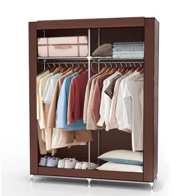 Afbeelding van Intirilife inklapbare Garderobekast 108x45x170 cm in BIBER BRUIN Vouwkast met ritssluiting van stof kledingstang, zijvak en vakken Campinggarderobekast textiel insteekkast