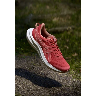 Afbeelding van ASICS Jolt 5 Sneakers voor dames, Dark Pink Clay Clay, 41.5 EU