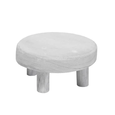 Afbeelding van Spetebo Kleine houten plantenkruk 20 cm gewassen wit massief bloemblad met 4 poten decoratieve standaard van echt hout voor planten