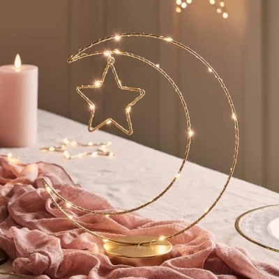 Afbeelding van Lights4fun Led tafellamp, 25 cm, maan en ster, goud, timer, werkt op batterijen, Ramadan tafeldecoratie