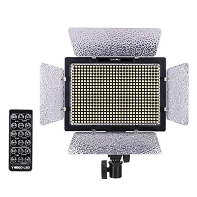Afbeelding van Yongnuo YN 600 LED schijnwerper voor studio en video + AC oplaadadapter