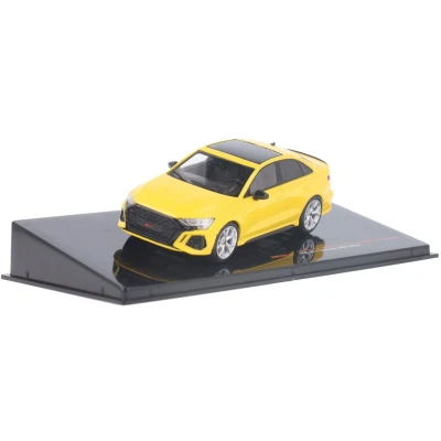 Afbeelding van Audi RS 3 2020 Geel Model 1/43 Ixo Models