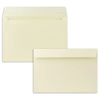 Afbeelding van enveloppen, 50 formaat C5, vanille (crème), 16,2 x 22,9 cm, plakfolie, elegante enveloppen voor grote uitnodigingen en kaarten verjaardag of bruiloft