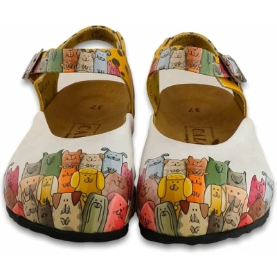 Afbeelding van GOBY Group Of Dogs Clogs Slippers Hoge kwaliteit Handmade Maat 35