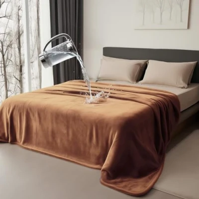 Afbeelding van Bedding Aid Omkeerbare waterdichte deken ter bescherming van matras of banken tegen urine en vlekken veroorzaakt door volwassenen, baby&#039;s, honden, huisdieren (beige/blauw grijs, 102 x 152 cm)