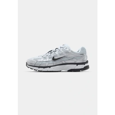 Afbeelding van Nike Sportswear WMNS P6000 Sneakers laag, Maat: 40, White/black/metallic silver/pure platinum Textiel/ synthetisch