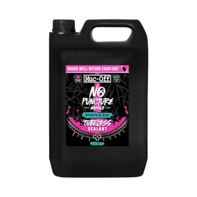 Afbeelding van Muc Off No Puncture Hassle Tubeless lekbeschermingsmiddel, 5 l, lekbeschermingsmiddel voor fietsbanden met uv detectiekleurstof, voorkomt scheuren en gaten tot 6 mm