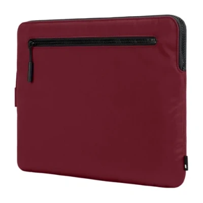 Afbeelding van Incase Compact Sleeve Flight Nylon geschikt voor de MacBook Pro 14&quot; 2021 Cosmic Red