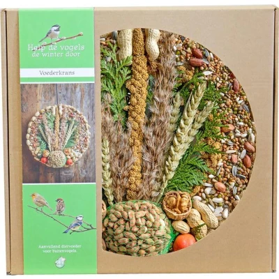 Afbeelding van Voederkrans met pindanet en decoratie diameter 28 cm Gebr. de Boon