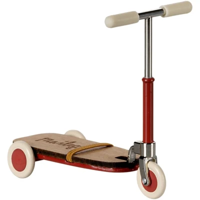 Afbeelding van Maileg poppenstep rood 8 cm