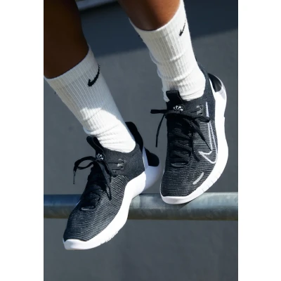 Afbeelding van Nike Performance FREE NEXT Nature Loopschoen neutraal, Dames, Maat: 36.5, Black/white/anthracite Textiel
