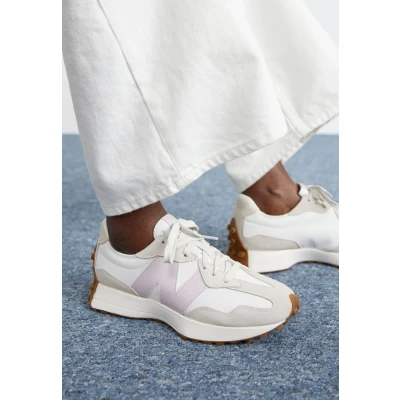 Afbeelding van New Balance WS327 Sneakers laag December sky, Dames, Maat: 35, sky Leer en imitatieleer