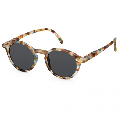 Afbeelding van IZIPIZI Blue Tortoise zonnebril met ronde glazen in de kleur Wit, maat: 5/10 jaar