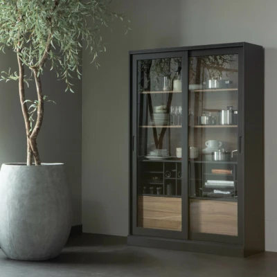 Afbeelding van James vitrinekast noten/zwart 125cm