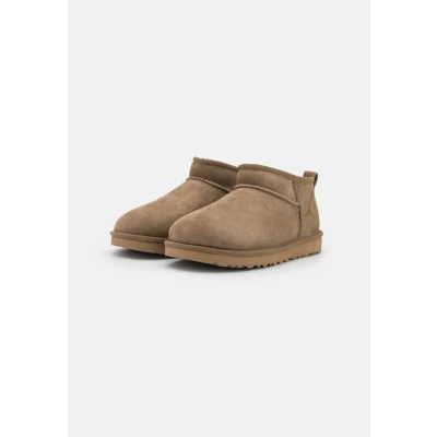 Afbeelding van UGG Classic Ultra MINI Korte laarzen, Dames, Maat: 42, Sand Leer