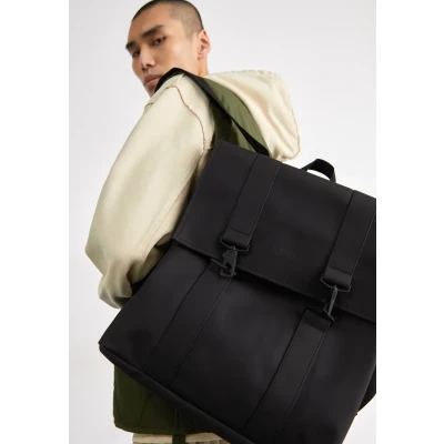 Afbeelding van Rains MSN Bag W3 black backpack