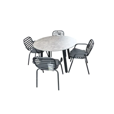 Afbeelding van Set van Teeburu tafel 120 cm concrete en 4 Tomo stoelen zwart aluminium Yoi